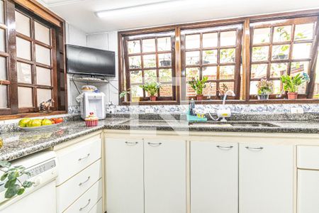 Casa à venda com 742m², 4 quartos e 2 vagasCozinha