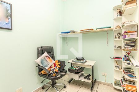 Casa à venda com 742m², 4 quartos e 2 vagasEscritório