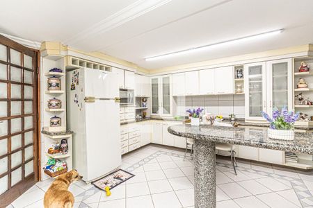 Casa à venda com 742m², 4 quartos e 2 vagasCozinha