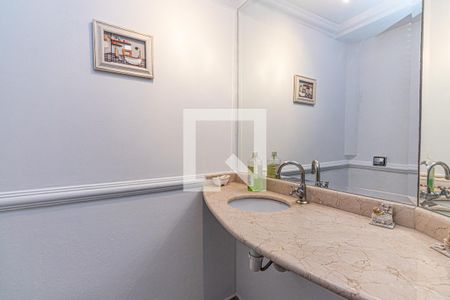 Casa à venda com 742m², 4 quartos e 2 vagasLavabo