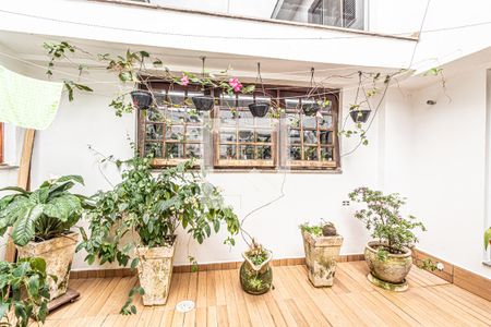 Casa à venda com 742m², 4 quartos e 2 vagasÁrea Externa