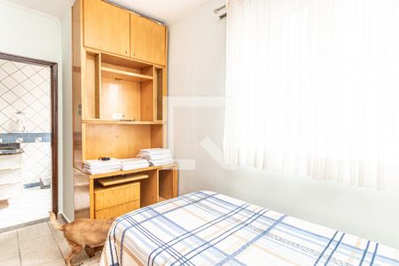 Casa à venda com 742m², 4 quartos e 2 vagasSuíte 2