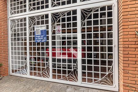 Casa à venda com 742m², 4 quartos e 2 vagasFachada