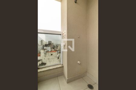 Varanda - Área para Lavadora de kitnet/studio para alugar com 1 quarto, 36m² em Vila Buarque, São Paulo