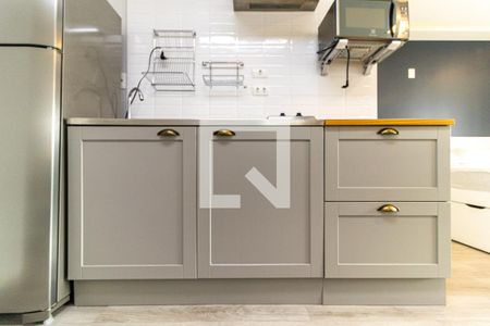 Studio para alugar com 36m², 1 quarto e 1 vaga Studio para alugar com 36m², 1 quarto e 1 vagaCozinha - Armários