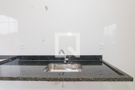 Sala e Cozinha de apartamento à venda com 1 quarto, 42m² em Vila Nivi, São Paulo