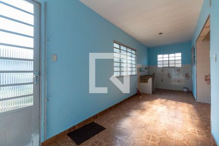 Casa à venda com 500m², 3 quartos e 3 vagas Casa à venda com 500m², 3 quartos e 3 vagasÁrea de Serviço