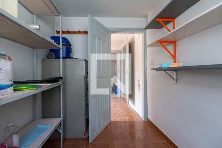 Casa à venda com 500m², 3 quartos e 3 vagas Casa à venda com 500m², 3 quartos e 3 vagasDespensa