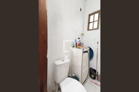 Casa à venda com 90m², 3 quartos e 2 vagasBanheiro Quarto 2 - Suíte