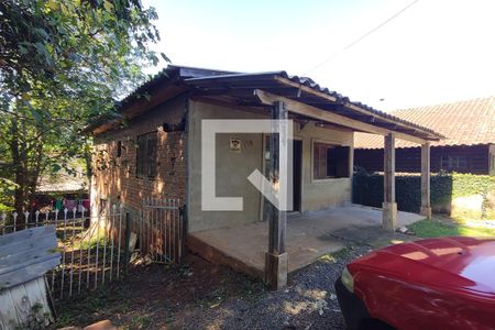 Casa à venda com 90m², 3 quartos e 2 vagasFachada