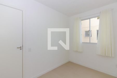 Quarto de apartamento para alugar com 2 quartos, 40m² em Rubem Berta, Porto Alegre