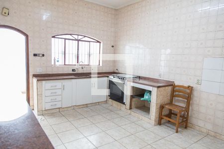 Casa à venda com 264m², 3 quartos e 7 vagasCozinha