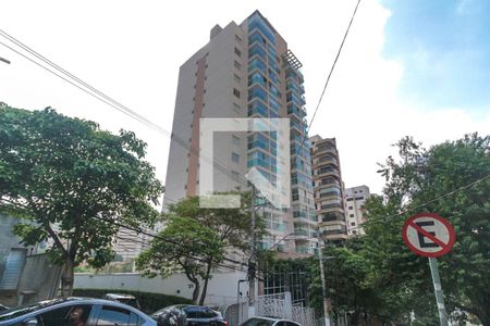 Apartamento para alugar com 100m², 1 quarto e 2 vagas Apartamento para alugar com 100m², 1 quarto e 2 vagasFachada