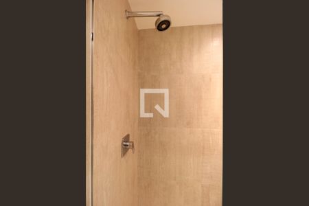 Apartamento para alugar com 100m², 1 quarto e 2 vagas Apartamento para alugar com 100m², 1 quarto e 2 vagasBanheiro do quarto
