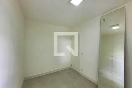 Quarto 1 de apartamento para alugar com 2 quartos, 48m² em Vila Firmiano Pinto, São Paulo