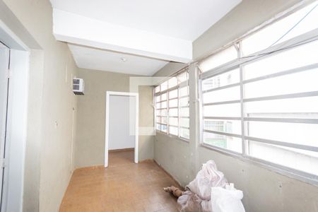 Casa à venda com 297m², 3 quartos e sem vagaÁrea de Serviço