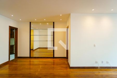 Sala de apartamento para alugar com 4 quartos, 169m² em Barra da Tijuca, Rio de Janeiro
