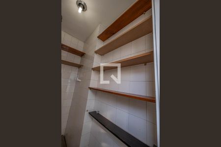 Apartamento à venda com 78m², 2 quartos e 1 vagaBanheiro de Serviço