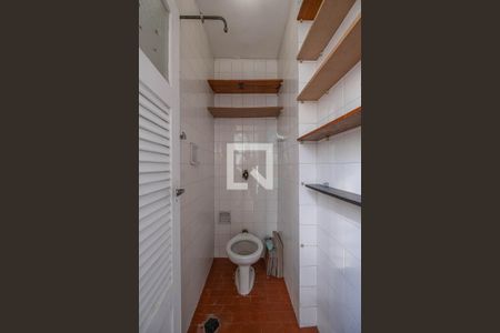 Apartamento à venda com 78m², 2 quartos e 1 vagaBanheiro de Serviço