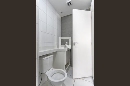 Apartamento para alugar com 42m², 2 quartos e sem vaga Apartamento para alugar com 42m², 2 quartos e sem vagaBanheiro