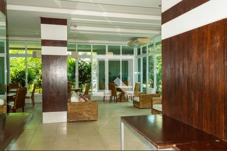 Apartamento para alugar com 60m², 2 quartos e 1 vagaÁrea comum - Salão de festas