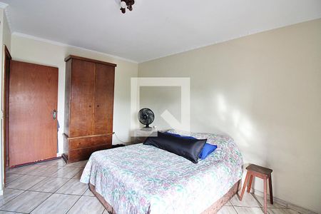 Casa à venda com 372m², 4 quartos e 4 vagasQuarto 1