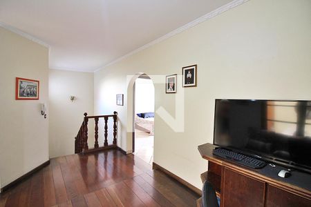 Casa à venda com 372m², 4 quartos e 4 vagasSala de TV