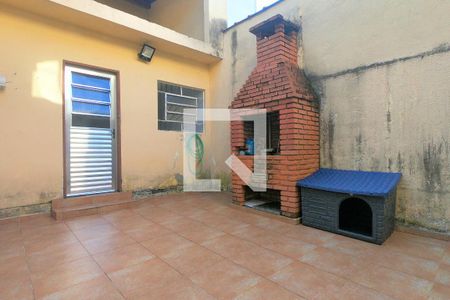 Casa à venda com 152m², 2 quartos e 1 vagaQuintal