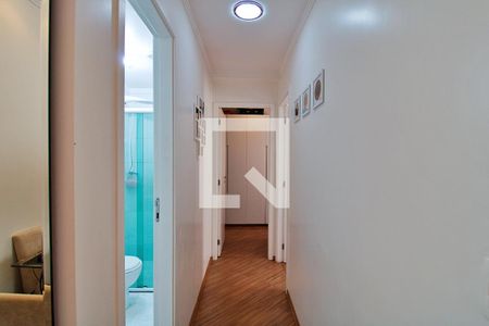 Corredor de apartamento para alugar com 2 quartos, 46m² em Jardim Clementino, Taboão da Serra