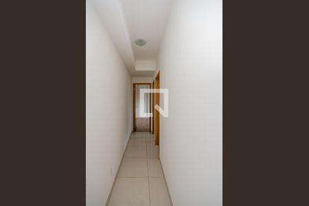 Corredor de apartamento para alugar com 2 quartos, 63m² em Vila da Serra, Nova Lima