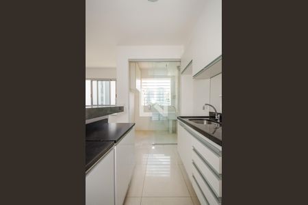 Cozinha de apartamento para alugar com 2 quartos, 63m² em Vila da Serra, Nova Lima