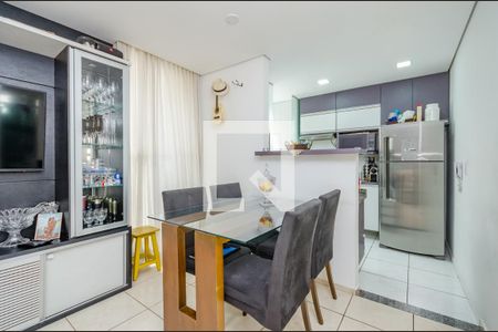 Sala de apartamento à venda com 2 quartos, 51m² em Estrela do Oriente, Belo Horizonte