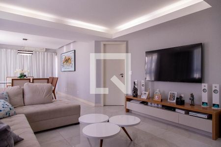 Apartamento à venda com 306m², 4 quartos e 3 vagas Apartamento à venda com 306m², 4 quartos e 3 vagasSala