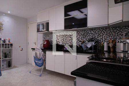 Apartamento à venda com 306m², 4 quartos e 3 vagas Apartamento à venda com 306m², 4 quartos e 3 vagasCozinha
