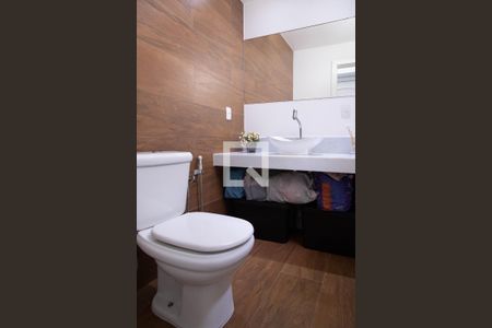 Apartamento à venda com 306m², 4 quartos e 3 vagas Apartamento à venda com 306m², 4 quartos e 3 vagasLavabo