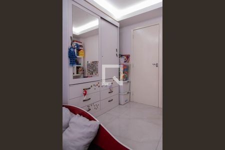 Apartamento à venda com 306m², 4 quartos e 3 vagas Apartamento à venda com 306m², 4 quartos e 3 vagasQuarto 1