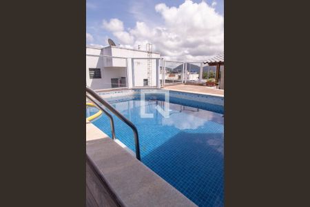 Apartamento à venda com 306m², 4 quartos e 3 vagas Apartamento à venda com 306m², 4 quartos e 3 vagasCobertura - piscina