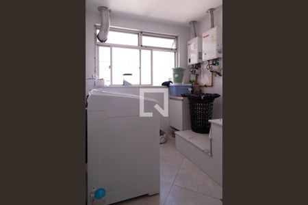 Apartamento à venda com 306m², 4 quartos e 3 vagas Apartamento à venda com 306m², 4 quartos e 3 vagasLavanderia