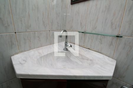 Casa à venda com 265m², 2 quartos e 1 vaga Casa à venda com 265m², 2 quartos e 1 vagaBanheiro