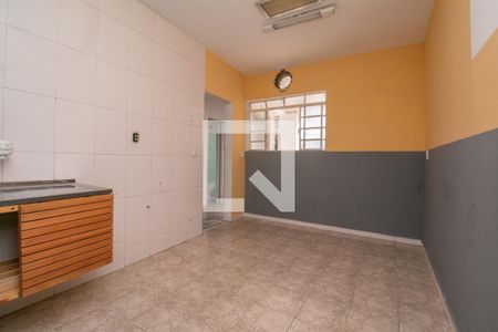 Casa à venda com 265m², 2 quartos e 1 vaga Casa à venda com 265m², 2 quartos e 1 vagaCozinha