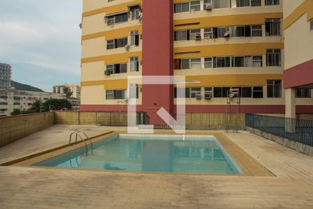 Apartamento para alugar com 50m², 2 quartos e 1 vaga Apartamento para alugar com 50m², 2 quartos e 1 vagaÁrea comum - Piscina