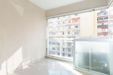 Studio à venda com 49m², 1 quarto e 1 vagaVaranda