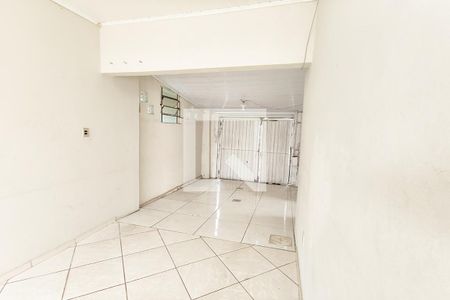 Casa à venda com 100m², 2 quartos e 3 vagas Casa à venda com 100m², 2 quartos e 3 vagasGaragem