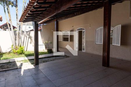 Casa à venda com 241m², 3 quartos e 3 vagasQuintal