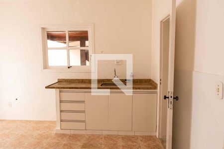 Casa à venda com 241m², 3 quartos e 3 vagasCozinha