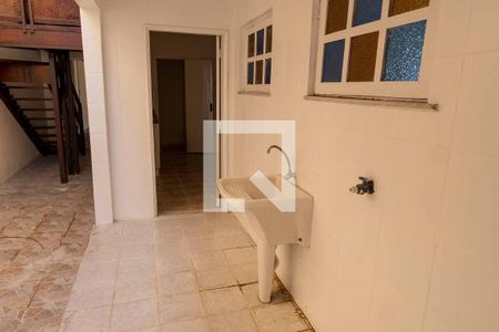 Casa à venda com 241m², 3 quartos e 3 vagasÁrea de Serviço