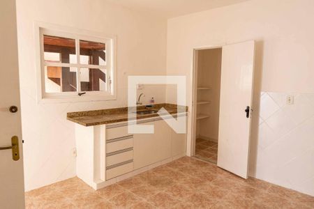 Casa à venda com 241m², 3 quartos e 3 vagasCozinha