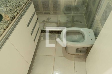 Casa à venda com 241m², 3 quartos e 3 vagasBanheiro Social