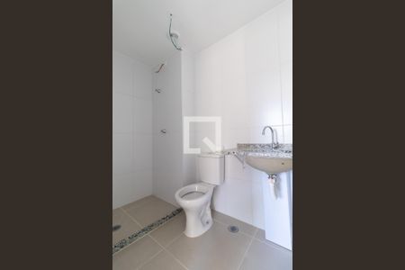 Banheiro de kitnet/studio à venda com 1 quarto, 25m² em Pinheiros, São Paulo