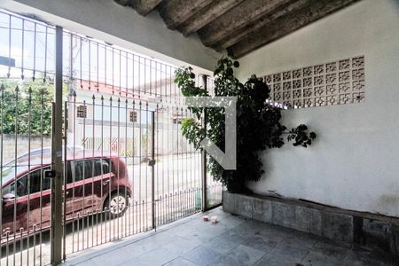 Casa para alugar com 100m², 2 quartos e 1 vaga Casa para alugar com 100m², 2 quartos e 1 vagaGaragem